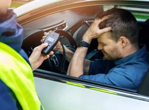 Bafômetro pelo celular: Conheça os melhores aplicativos