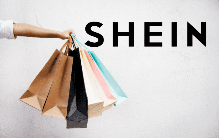 SHEIN で無料の洋服を手に入れる方法を学ぶ