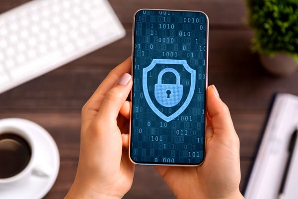 Best apps to protect your cell phone from viruses