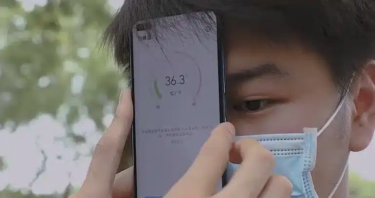 Applications to measure fever on your cell phone
